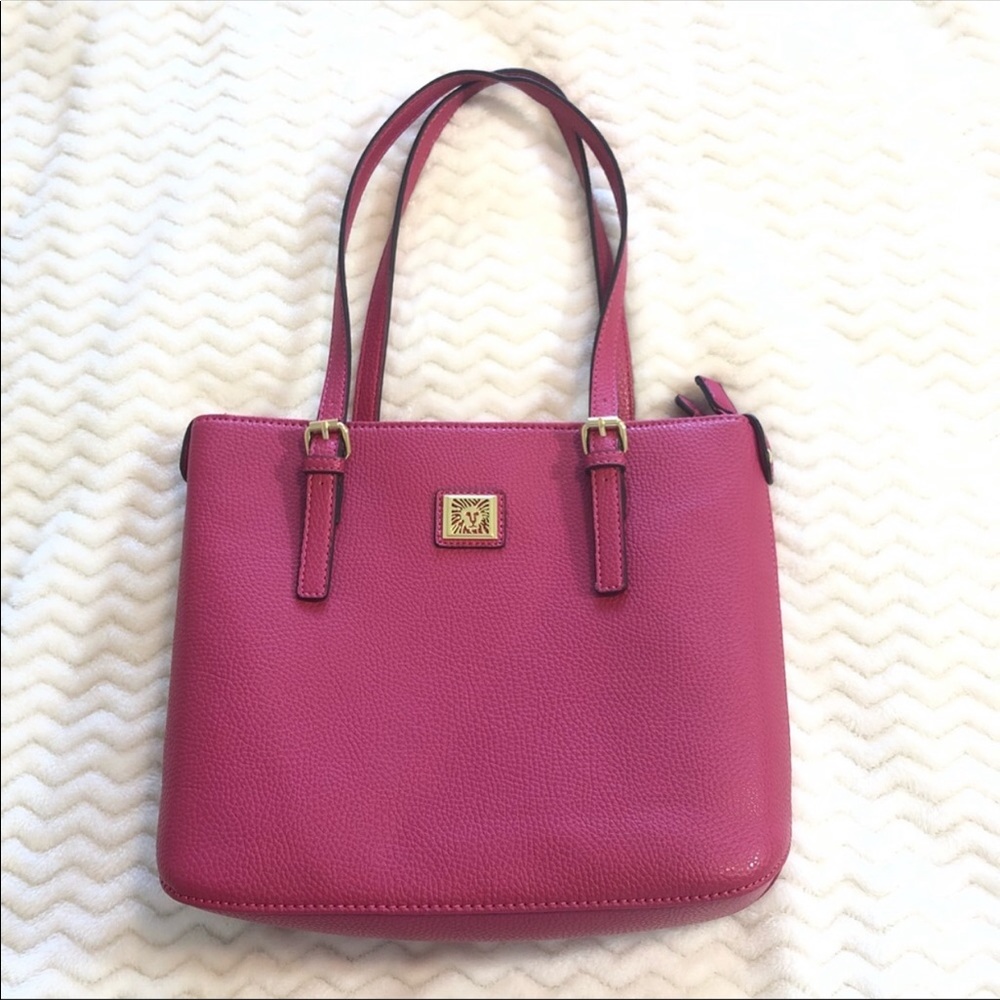 MUST GO! Ann Klein beautiful Purse